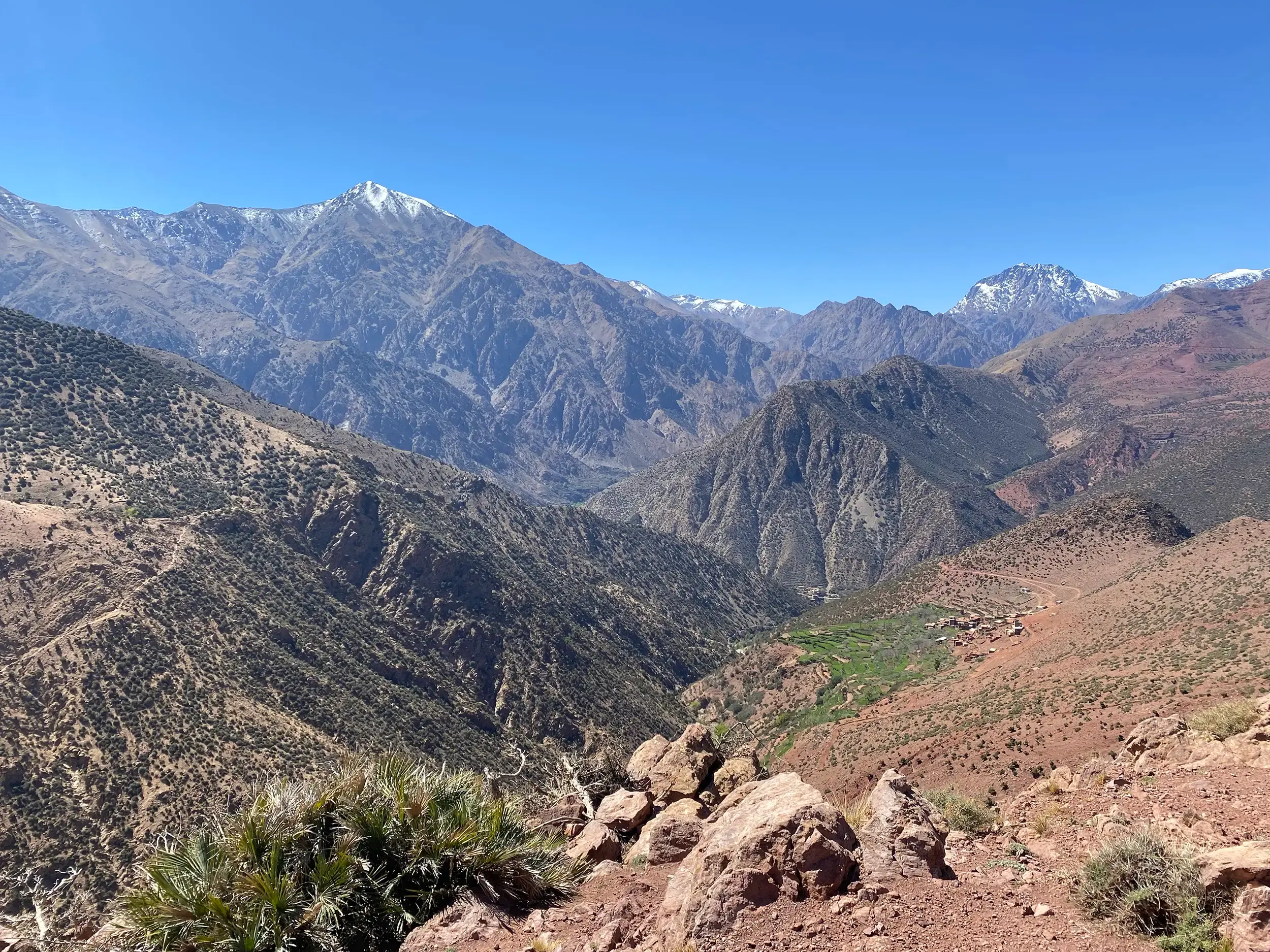 La vallée d'Oucheg, un sentier magnifique et peu connu que vous pourrez emprunter durant votre séjour dans notre maison d'hôtes à Marrakech